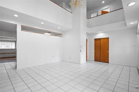 Купить виллу или дом в Тампа, Флорида 3 комнаты, 250.84м2, № 1912746 - фото 6