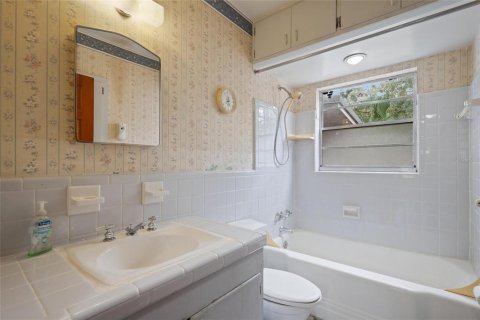 Купить виллу или дом в Тампа, Флорида 3 комнаты, 250.84м2, № 1912746 - фото 20