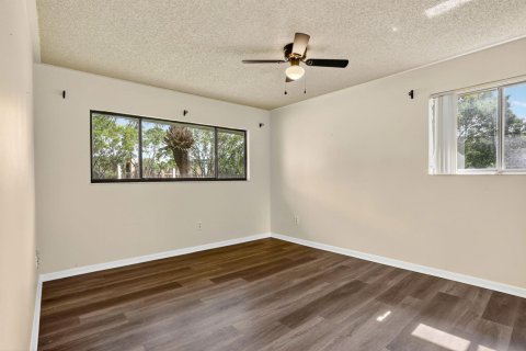 Copropriété à vendre à Tamarac, Floride: 2 chambres, 76.83 m2 № 2087525 - photo 20