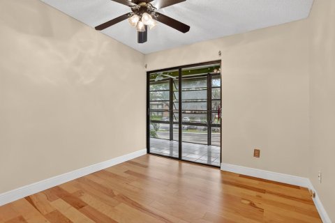 Copropriété à vendre à Tamarac, Floride: 2 chambres, 76.83 m2 № 2087525 - photo 17