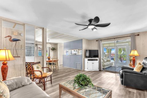 Снять в аренду квартиру в Хоб-Саунд, Флорида 2 спальни, 97.36м2, № 1951721 - фото 8