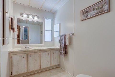 Снять в аренду квартиру в Хоб-Саунд, Флорида 2 спальни, 97.36м2, № 1951721 - фото 28