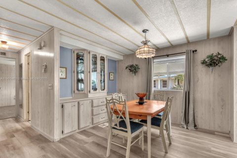 Снять в аренду квартиру в Хоб-Саунд, Флорида 2 спальни, 97.36м2, № 1951721 - фото 11