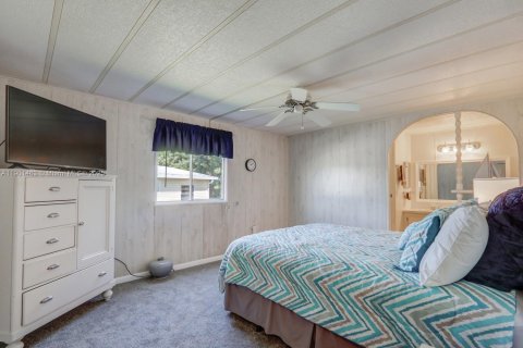 Снять в аренду квартиру в Хоб-Саунд, Флорида 2 спальни, 97.36м2, № 1951721 - фото 20