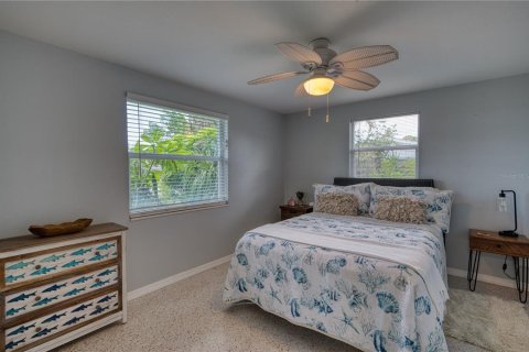 House in Nokomis, Florida 2 bedrooms, 121.14 sq.m. № 2234598 - photo 21