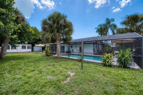 House in Nokomis, Florida 2 bedrooms, 121.14 sq.m. № 2234598 - photo 27