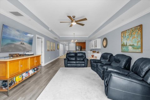 Condo in Four Corners, Florida, 3 bedrooms  № 1590466 - photo 11