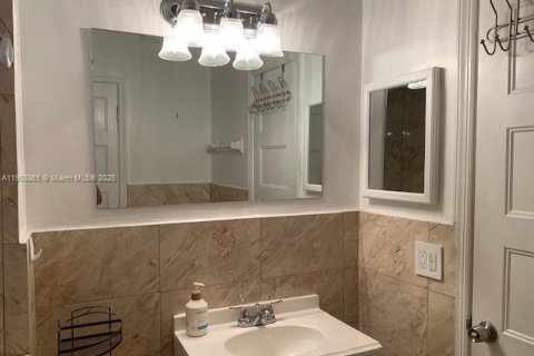 Снять в аренду кондоминиум в Форт-Лодердейл, Флорида 1 спальня, 63.64м2, № 1954793 - фото 14