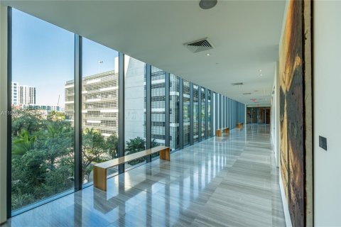 Купить кондоминиум в Майами, Флорида 2 спальни, 121.79м2, № 1982738 - фото 19