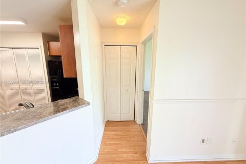 Condominio en venta en Oakland Park, Florida, 2 dormitorios, 101.82 m2 № 2090625 - foto 4