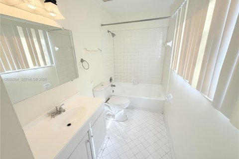Condominio en venta en Oakland Park, Florida, 2 dormitorios, 101.82 m2 № 2090625 - foto 7