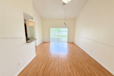 Condominio en Oakland Park, Florida, 2 dormitorios  № 2090625