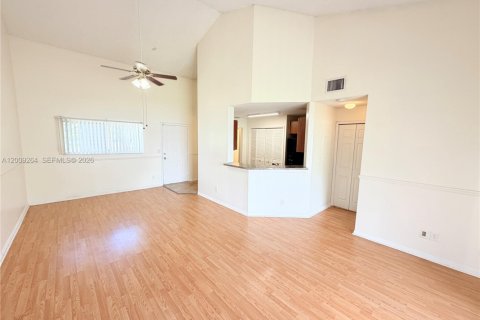 Condominio en venta en Oakland Park, Florida, 2 dormitorios, 101.82 m2 № 2090625 - foto 2