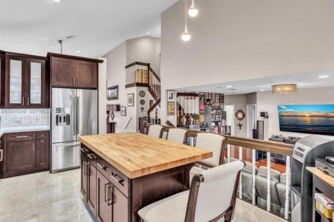 Купить виллу или дом в Мирамар, Флорида 4 спальни, 222.13м2, № 1998259 - фото 11