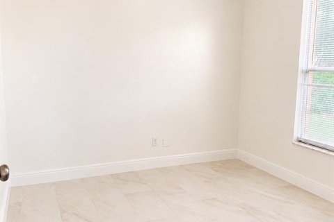 Appartement à louer à Clermont, Floride: 3 chambres, 90.21 m2 № 2349797 - photo 17