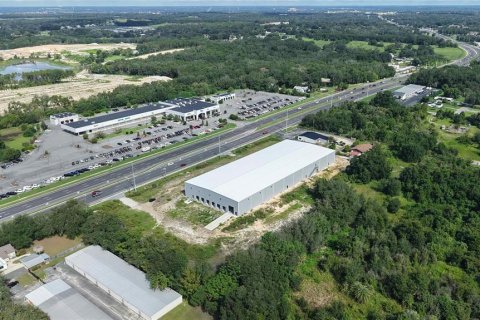 Commercial property in Fruitland Park, Florida № 2366922