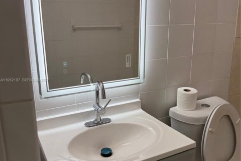 Купить виллу или дом в Майами, Флорида 3 спальни, 102.19м2, № 2008469 - фото 22