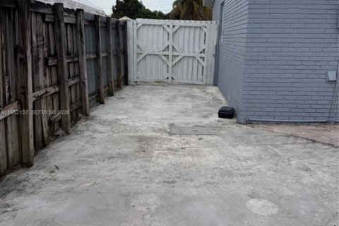 Купить виллу или дом в Майами, Флорида 3 спальни, 102.19м2, № 2008469 - фото 28