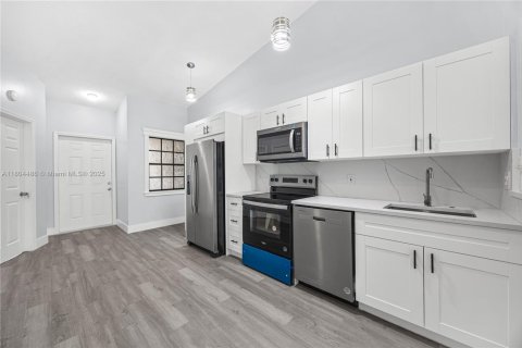 Condo in Sunrise, Florida, 2 bedrooms  № 1727805 - photo 29