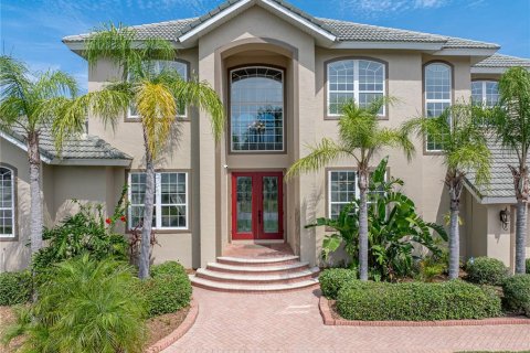 House in Homosassa, Florida 4 bedrooms, 363.53 sq.m. № 1769981 - photo 10