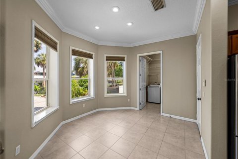 House in Homosassa, Florida 4 bedrooms, 363.53 sq.m. № 1769981 - photo 26