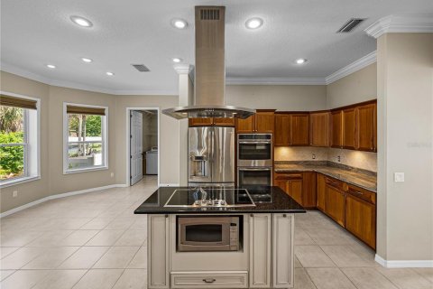 House in Homosassa, Florida 4 bedrooms, 363.53 sq.m. № 1769981 - photo 20