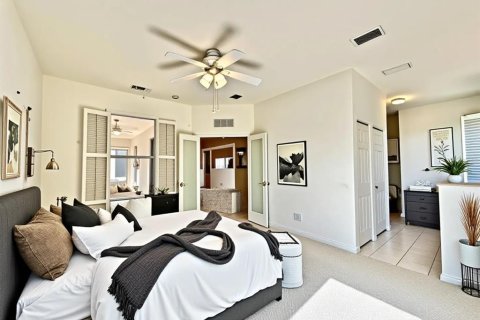 House in Ocala, Florida 3 bedrooms, 139.26 sq.m. № 2220522 - photo 6