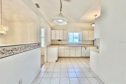 House in Ocala, Florida 3 bedrooms, 139.26 sq.m. № 2220522 - photo 27