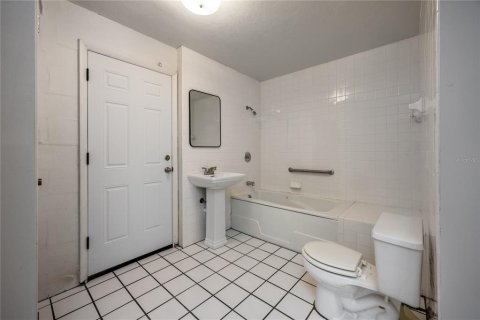 Casa en venta en Gainesville, Florida, 3 dormitorios, 119.57 m2 № 1904499 - foto 14