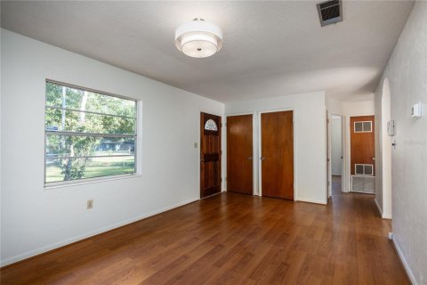 Casa en venta en Gainesville, Florida, 3 dormitorios, 119.57 m2 № 1904499 - foto 4