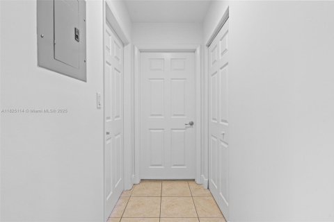 Apartment in Miami, Florida 2 bedrooms, 92.9 sq.m. № 1792403 - photo 15