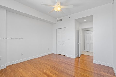 Apartment in Miami, Florida 2 bedrooms, 92.9 sq.m. № 1792403 - photo 18