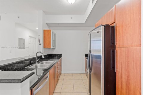 Apartment in Miami, Florida 2 bedrooms, 92.9 sq.m. № 1792403 - photo 10