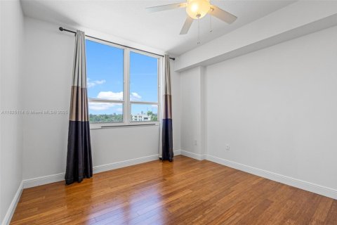 Apartment in Miami, Florida 2 bedrooms, 92.9 sq.m. № 1792403 - photo 16