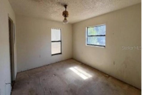 Casa en venta en Silver Springs Shores, Florida, 3 dormitorios, 160.54 m2 № 2208145 - foto 10