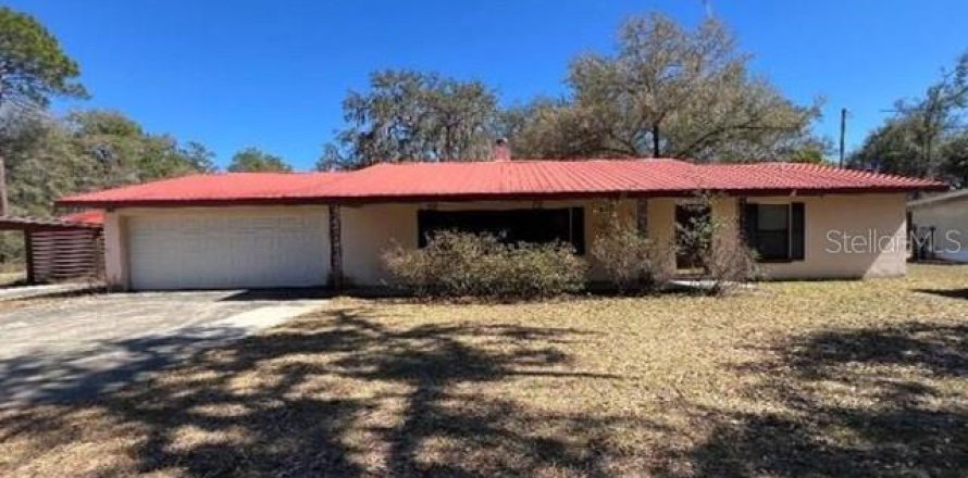 Casa en Silver Springs Shores, Florida 3 dormitorios, 160.54 m2 № 2208145