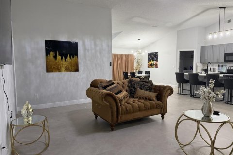 Casa en alquiler en Palm Coast, Florida, 4 dormitorios, 186.36 m2 № 2238439 - foto 3