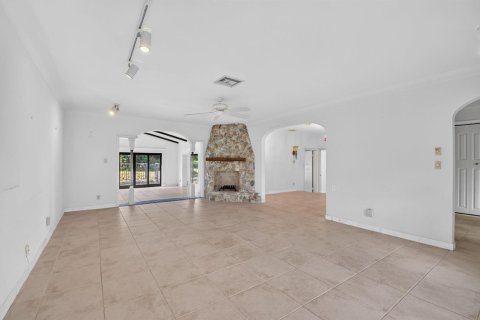 Villa ou maison à vendre à Boca Raton, Floride: 3 chambres, 270.35 m2 № 2304021 - photo 11