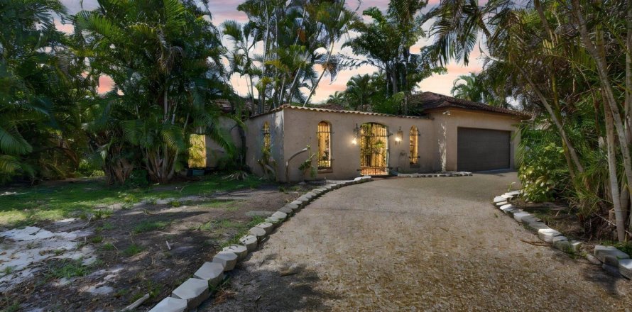 Villa ou maison à Boca Raton, Floride 3 chambres, 270.35 m2 № 2304021