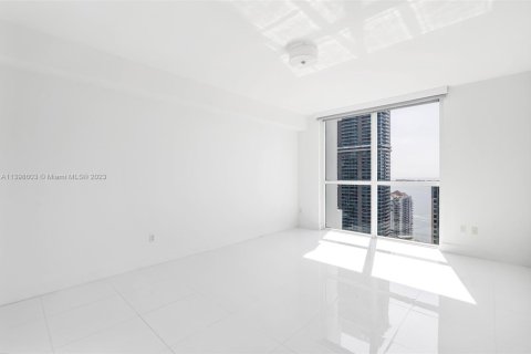 Condominio en venta en Miami, Florida, 4 dormitorios, 253.34 m2 № 1702993 - foto 18