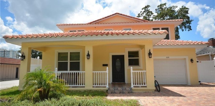 Casa en Orlando, Florida 4 dormitorios, 309.27 m2 № 1873711