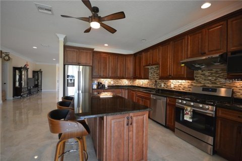 Casa en venta en Orlando, Florida, 4 dormitorios, 309.27 m2 № 1873711 - foto 4