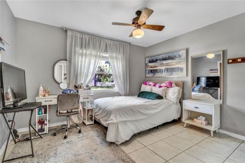 House in Lake Mary, Florida 3 bedrooms, 148.27 sq.m. № 1899487 - photo 24