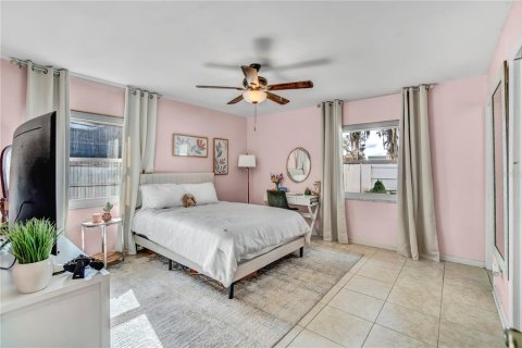 House in Lake Mary, Florida 3 bedrooms, 148.27 sq.m. № 1899487 - photo 20