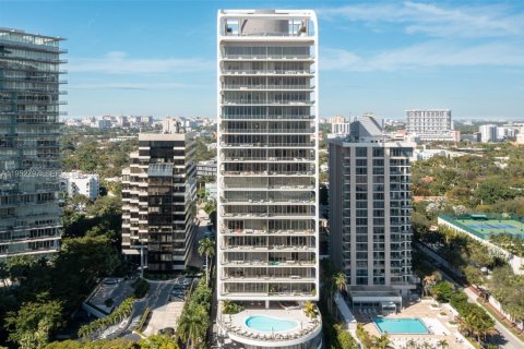 Condo in Miami, Florida, 1 bedroom  № 2153211 - photo 9