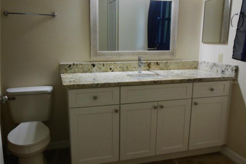 House in Deltona, Florida 3 bedrooms, 126.81 sq.m. № 2389135 - photo 18