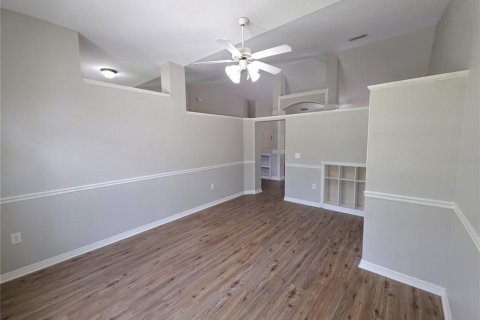 Casa en venta en North Port, Florida, 4 dormitorios, 281.4 m2 № 2167284 - foto 12