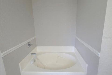 Casa en venta en North Port, Florida, 4 dormitorios, 281.4 m2 № 2167284 - foto 19