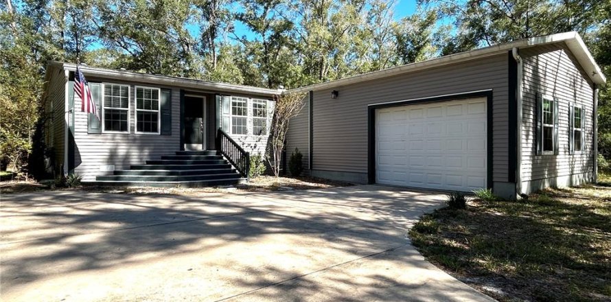 Appartement à Fort White, Floride 3 chambres, 180.23 m2 № 2425987