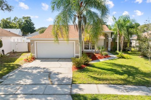 Villa ou maison à Winter Springs, Floride 3 chambres, 130.62 m2 № 2399567
